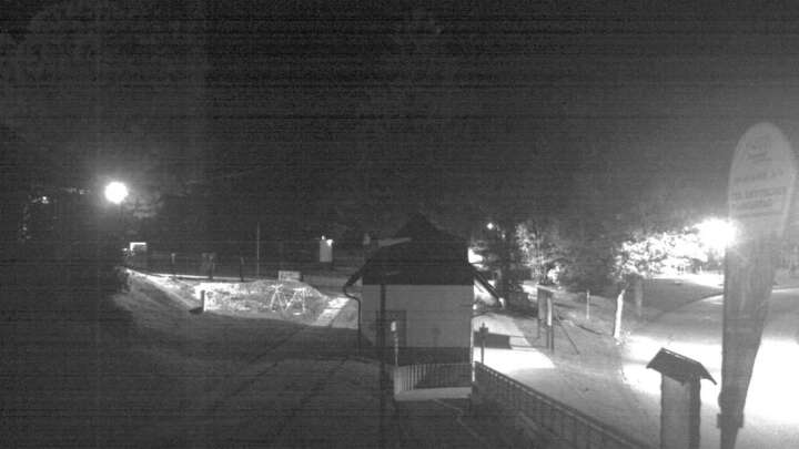 Oberwiesenthal Blick zum Fichtelberg snow cam captured at 17 September 2026 at 11:44 pm GMT+2