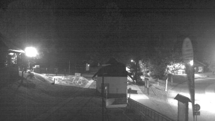 Oberwiesenthal Blick zum Fichtelberg snow cam captured at 21 September 2026 at 11:55 pm GMT+2