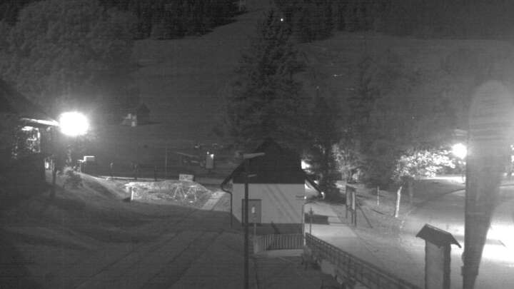 Oberwiesenthal Blick zum Fichtelberg snow cam captured at 25 September 2026 at 11:45 pm GMT+2