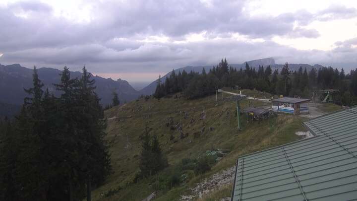 Ramsau bei Berchtesgaden Hochschwarzeck snow cam captured at 22 September 2026 at 7:13 pm GMT+2
