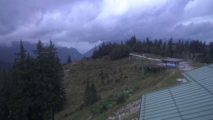 Ramsau bei Berchtesgaden Hochschwarzeck snow cam captured at 24 September 2026 at 7:21 pm GMT+2