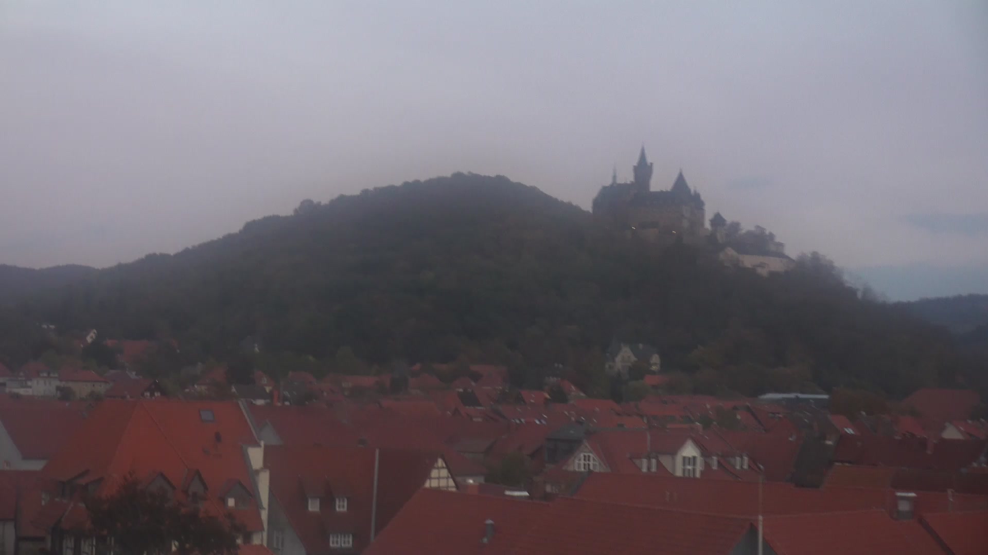 Wernigerode Diesterweg - Schule snow cam captured at 4 October 2026 at 7:07 pm GMT+2