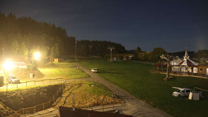 Winterberg Sesselbahn Rauher Busch snow cam captured at 27 September 2026 at 11:48 pm GMT+2