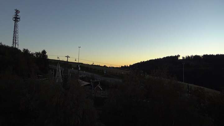 Winterberg Erlebnisberg Kappe snow cam captured at 25 September 2026 at 7:33 pm GMT+2