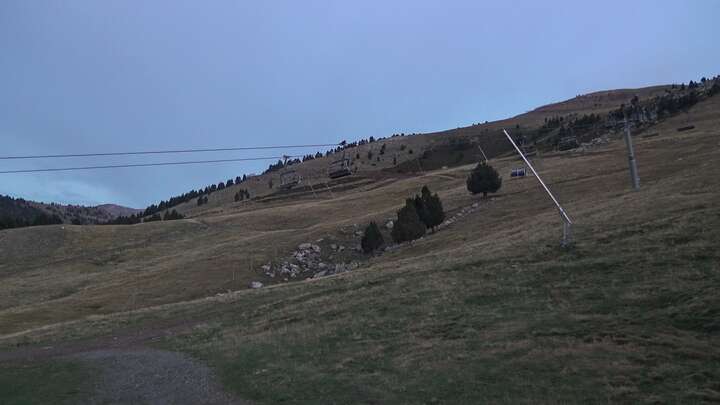 Cerler Restaurante El Bosque snow cam captured at 16 September 2026 at 8:18 pm GMT+2