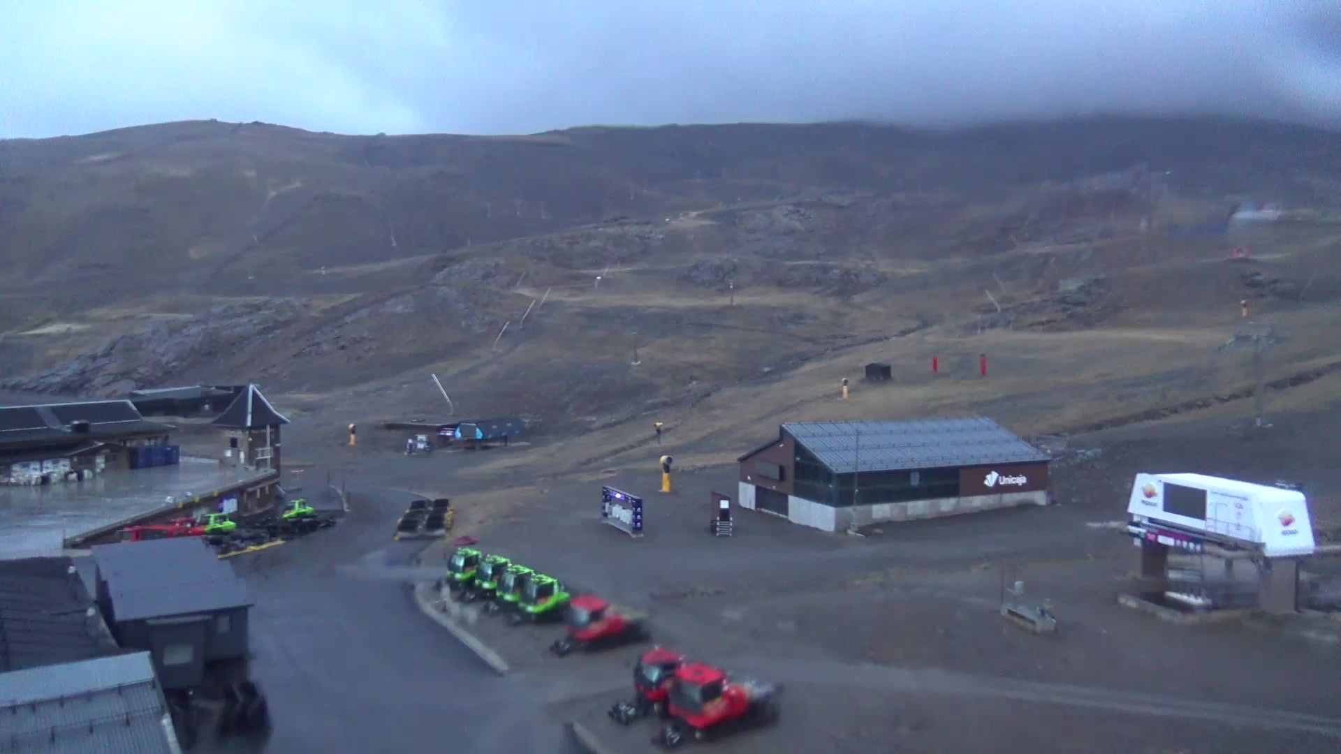 Sierra Nevada Zona Borreguiles snow cam captured at 5 October 2026 at 8:12 pm GMT+2