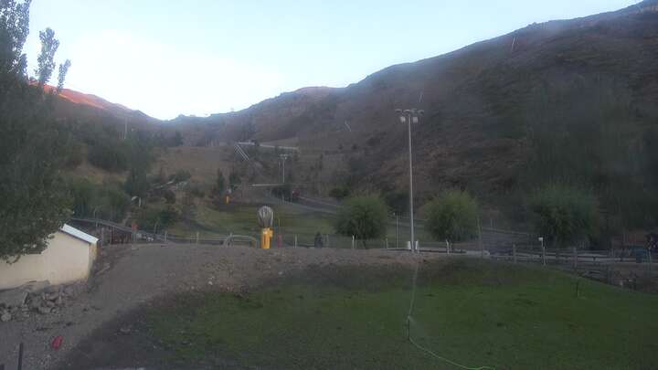 Sierra Nevada Mirlo Blanco snow cam captured at 22 September 2026 at 8:19 pm GMT+2