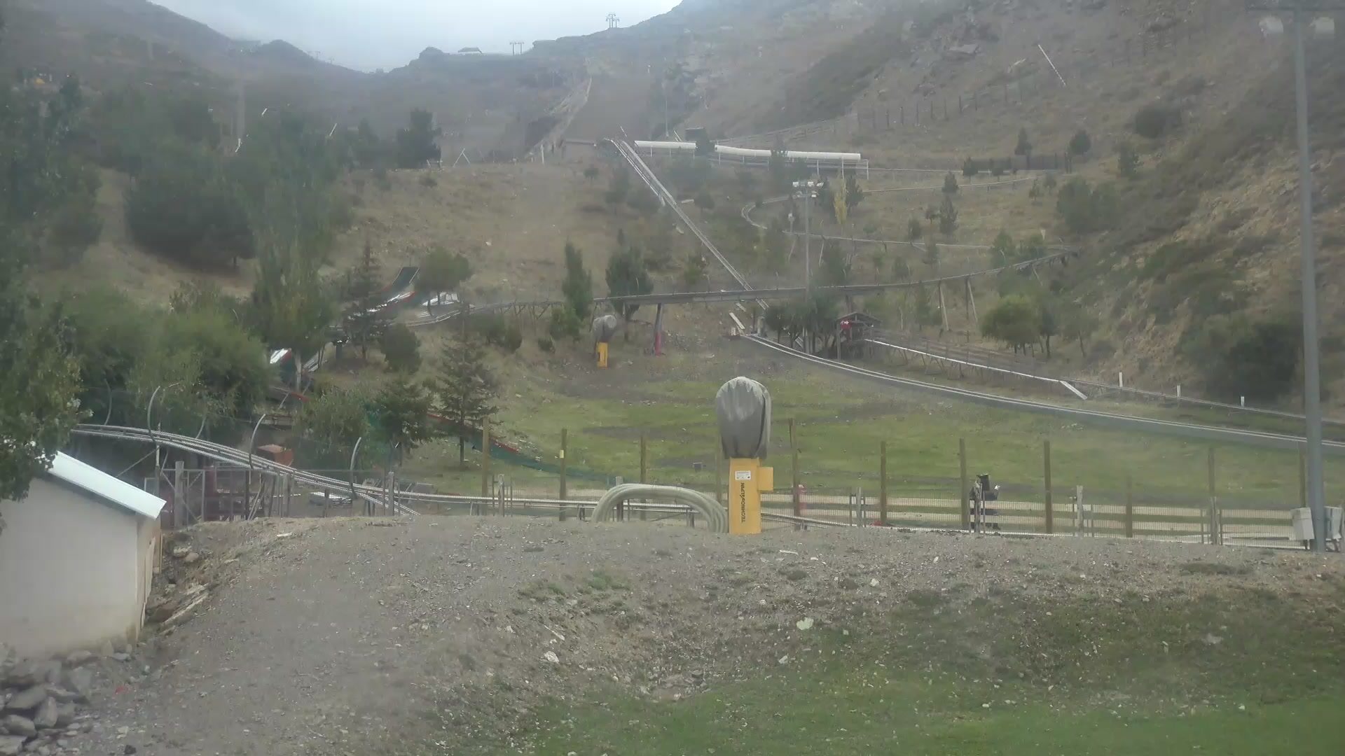 Sierra Nevada Mirlo Blanco snow cam captured at 5 October 2026 at 5:07 pm GMT+2