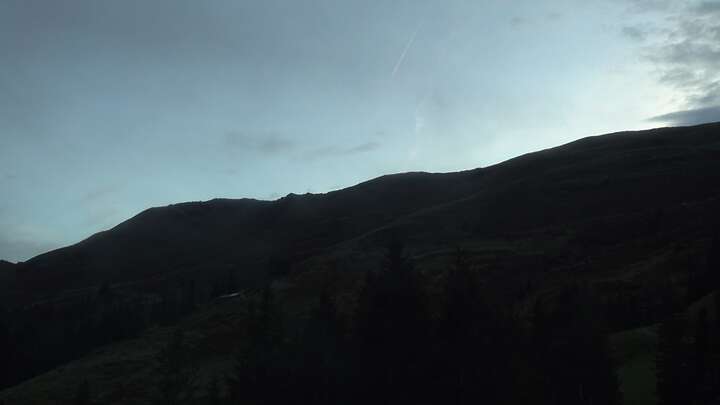 Alpbach Hornbahn 2000 Base Station snow cam captured at 20 September 2026 at 7:19 pm GMT+2