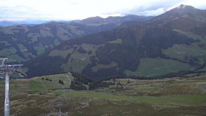 Alpbach Upper Station Hornbahn 2000 snow cam captured at 14 September 2026 at 7:24 pm GMT+2