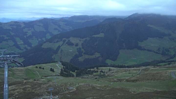 Alpbach Upper Station Hornbahn 2000 snow cam captured at 18 September 2026 at 7:30 pm GMT+2