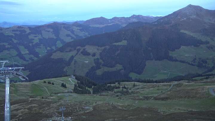 Alpbach Upper Station Hornbahn 2000 snow cam captured at 20 September 2026 at 7:35 pm GMT+2