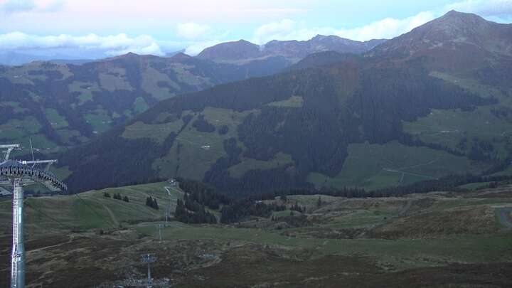 Alpbach Upper Station Hornbahn 2000 snow cam captured at 21 September 2026 at 7:35 pm GMT+2