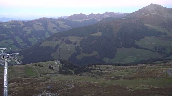 Alpbach Upper Station Hornbahn 2000 snow cam captured at 22 September 2026 at 7:39 pm GMT+2