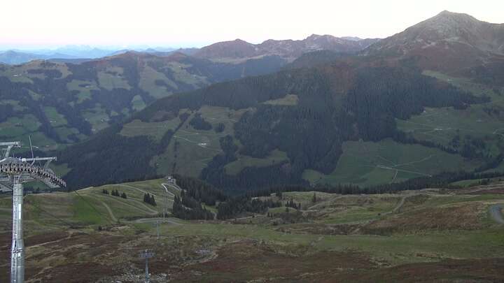 Alpbach Upper Station Hornbahn 2000 snow cam captured at 27 September 2026 at 7:16 pm GMT+2