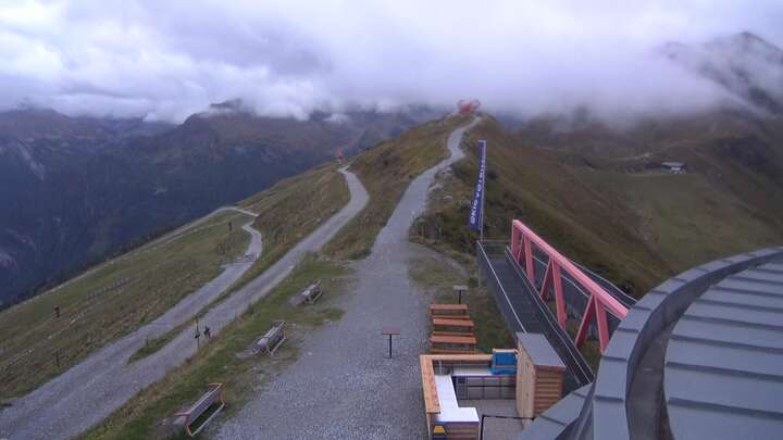 Bad Gastein Stubnerkogel Upper Station South Side snow cam captured at 14 September 2026 at 7:40 pm GMT+2