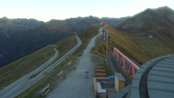 Bad Gastein Stubnerkogel Upper Station South Side snow cam captured at 23 September 2026 at 7:08 pm GMT+2