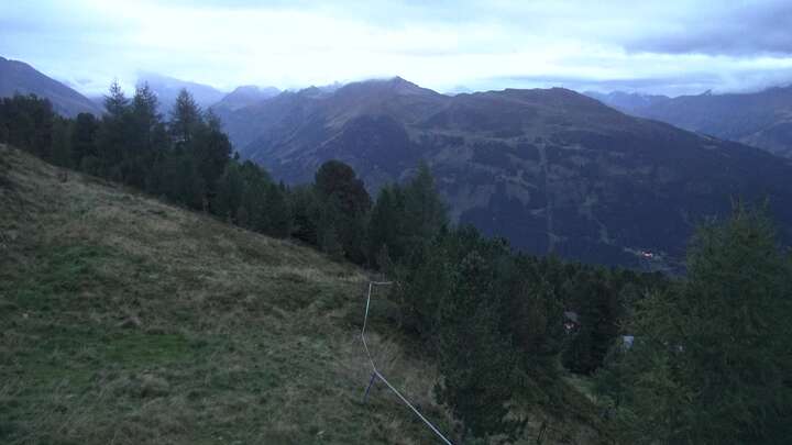 Bad Gastein Graukogel Upper Station snow cam captured at 13 September 2026 at 7:40 pm GMT+2