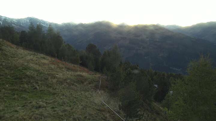Bad Gastein Graukogel Upper Station snow cam captured at 27 September 2026 at 7:00 pm GMT+2