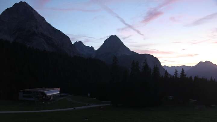 Ehrwald Ehrwalder Alm snow cam captured at 19 September 2026 at 7:57 pm GMT+2