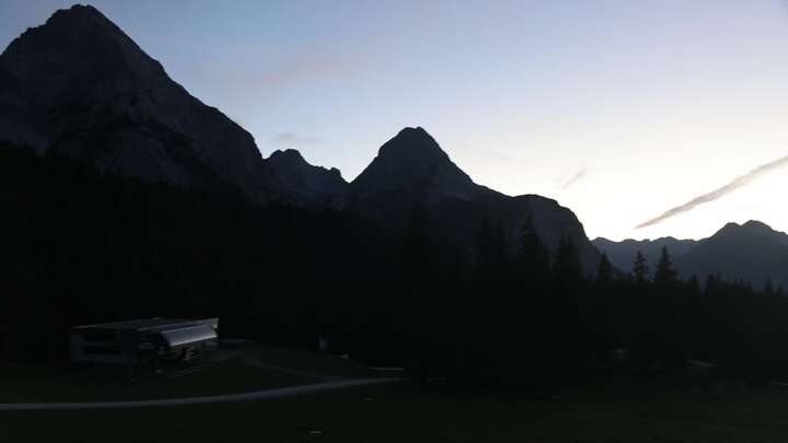Ehrwald Ehrwalder Alm snow cam captured at 23 September 2026 at 7:35 pm GMT+2