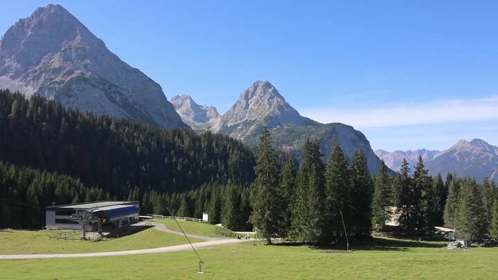 Ehrwald Ehrwalder Alm snow cam captured at 29 September 2026 at 12:29 pm GMT+2