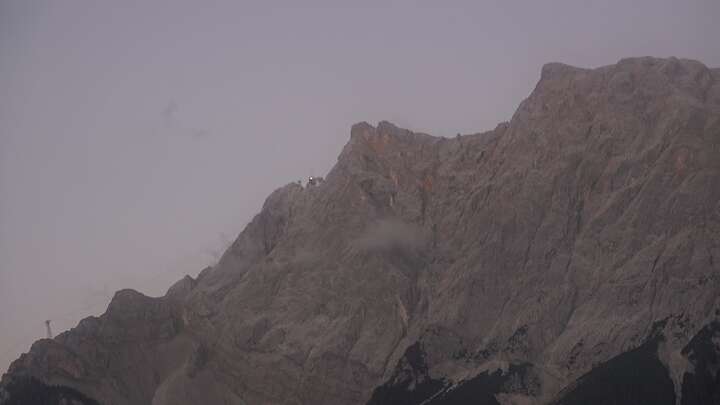 Ehrwald Tiroler Zugspitze Golf-Anlage snow cam captured at 14 September 2026 at 7:58 pm GMT+2