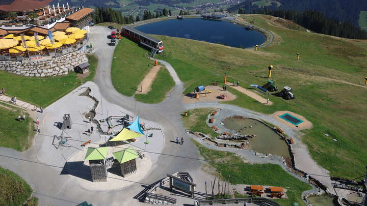 Ellmau Upper Station Hartkaiserbahn snow cam captured at 29 September 2026 at 12:13 pm GMT+2