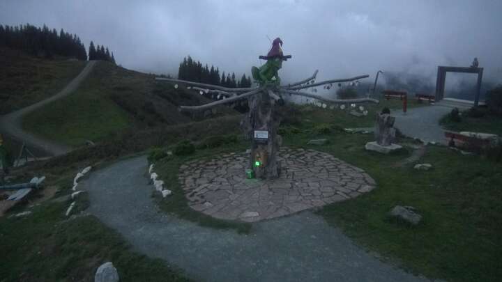 Ellmau Ellmau Hartkaiser II snow cam captured at 16 September 2026 at 7:40 pm GMT+2