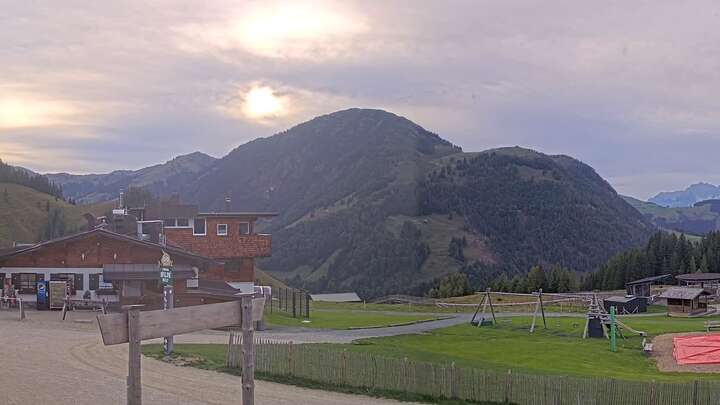 Fieberbrunn Mid Station Streuböden snow cam captured at 20 September 2026 at 6:09 pm GMT+2