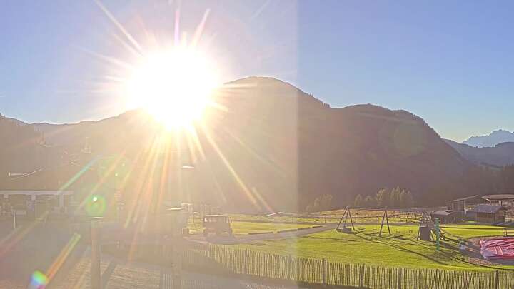 Fieberbrunn Mid Station Streuböden snow cam captured at 27 September 2026 at 6:13 pm GMT+2