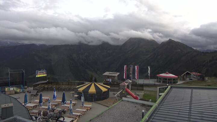 Großarl Kreuzkogel snow cam captured at 14 September 2026 at 7:42 pm GMT+2