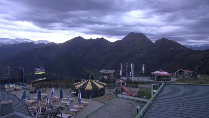 Großarl Kreuzkogel snow cam captured at 16 September 2026 at 7:25 pm GMT+2