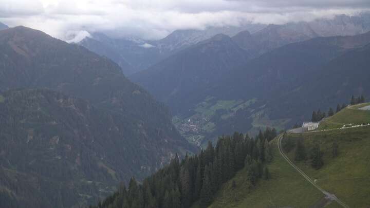 Großarl Upper Station 6er Sesselbahn Harbach snow cam captured at 14 September 2026 at 7:43 pm GMT+2