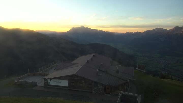 Maria Alm Aberg-Upper Station snow cam captured at 26 September 2026 at 7:06 pm GMT+2