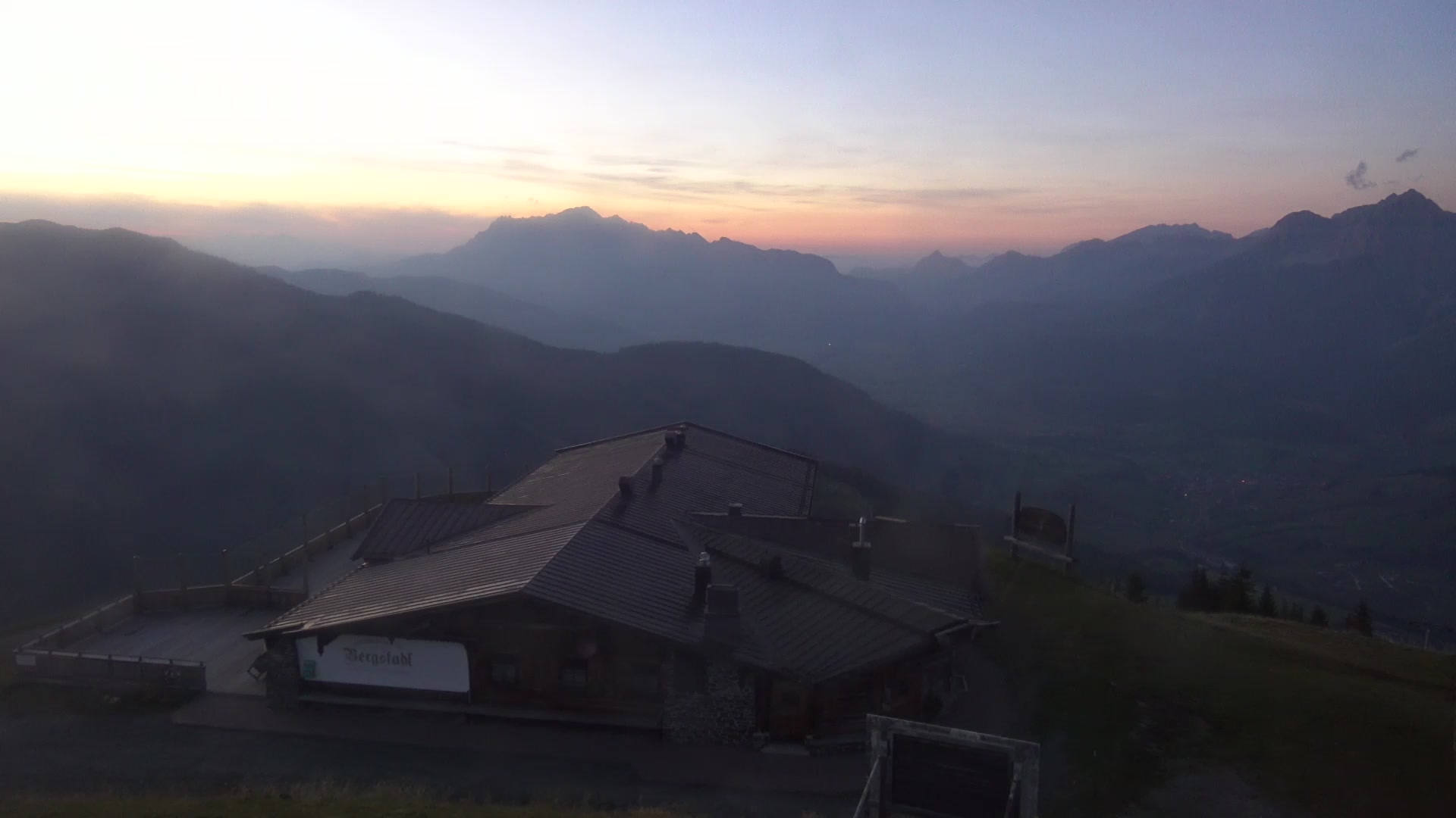 Maria Alm Aberg-Upper Station snow cam captured at 3 October 2026 at 7:07 pm GMT+2