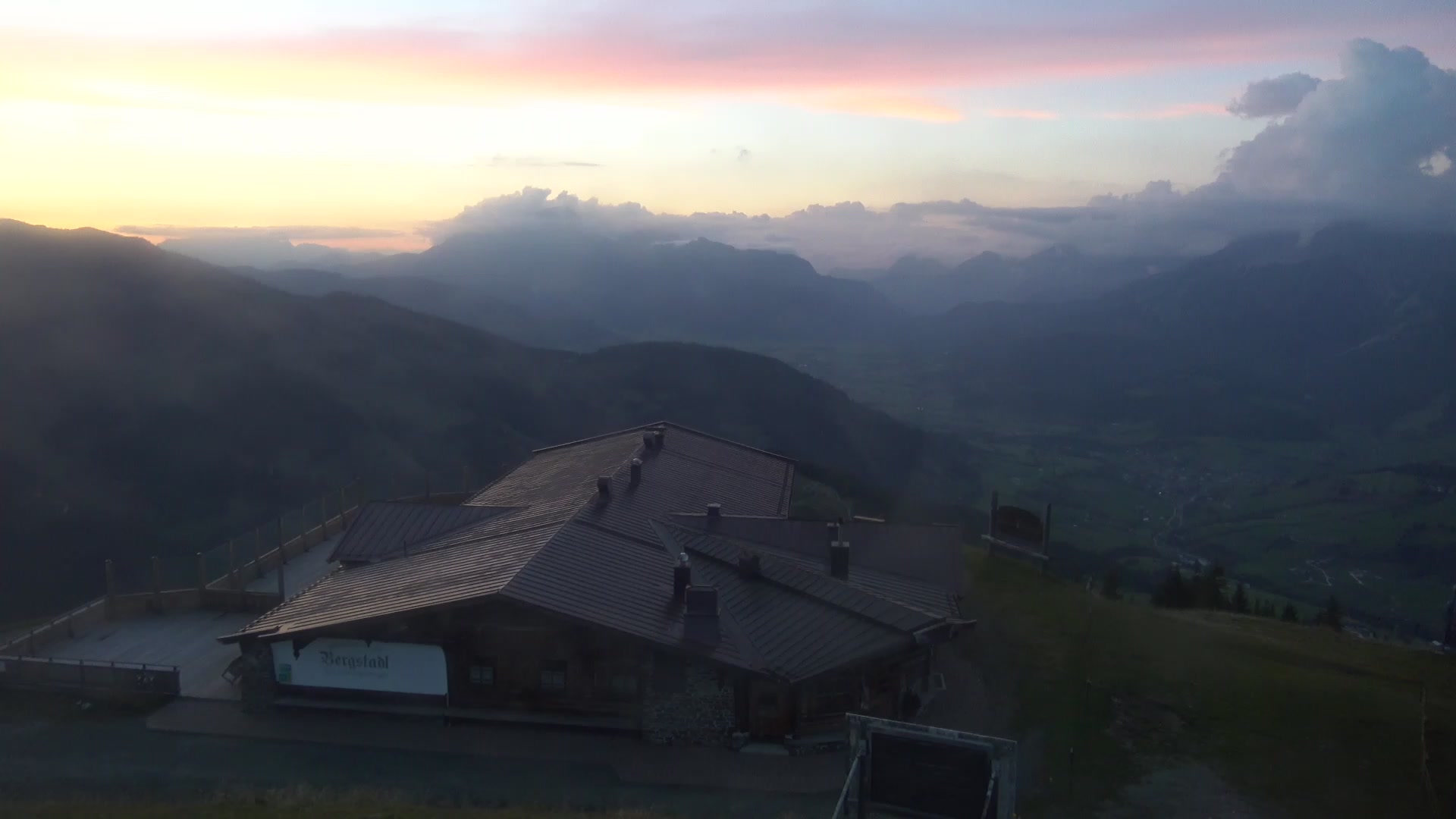 Maria Alm Aberg-Upper Station snow cam captured at 5 October 2026 at 6:52 pm GMT+2