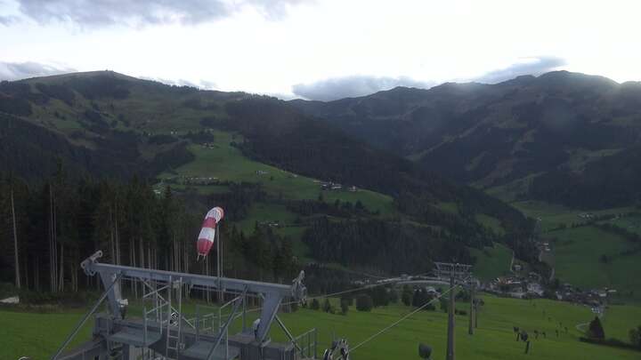 Maria Alm Natrun Upper Station snow cam captured at 14 September 2026 at 7:44 pm GMT+2