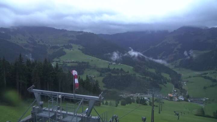 Maria Alm Natrun Upper Station snow cam captured at 24 September 2026 at 7:20 pm GMT+2