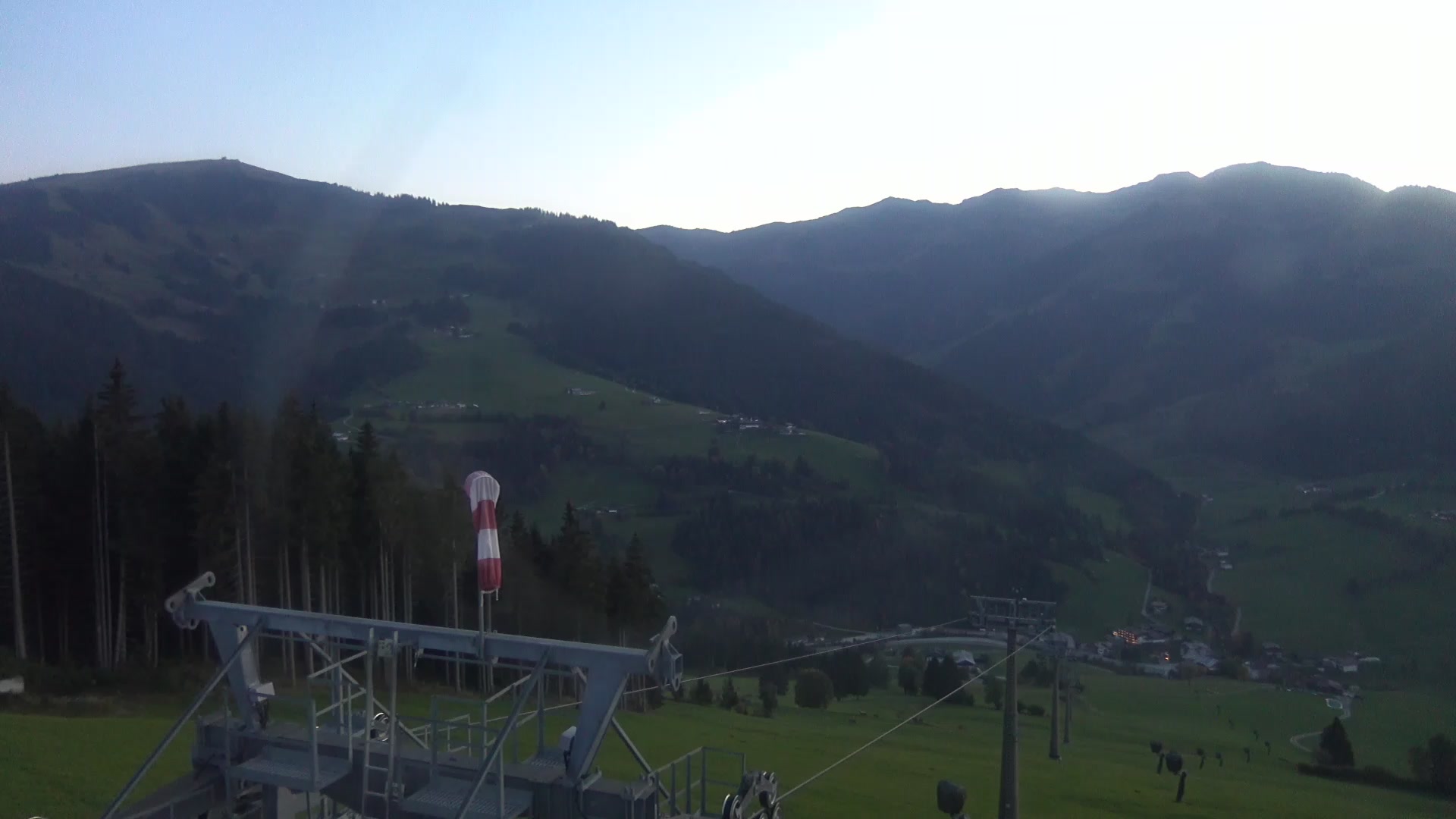 Maria Alm Natrun Upper Station snow cam captured at 3 October 2026 at 7:07 pm GMT+2