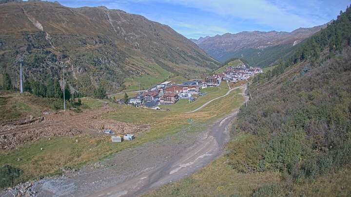 Obergurgl Gaisberg snow cam captured at 20 September 2026 at 10:18 pm GMT+2