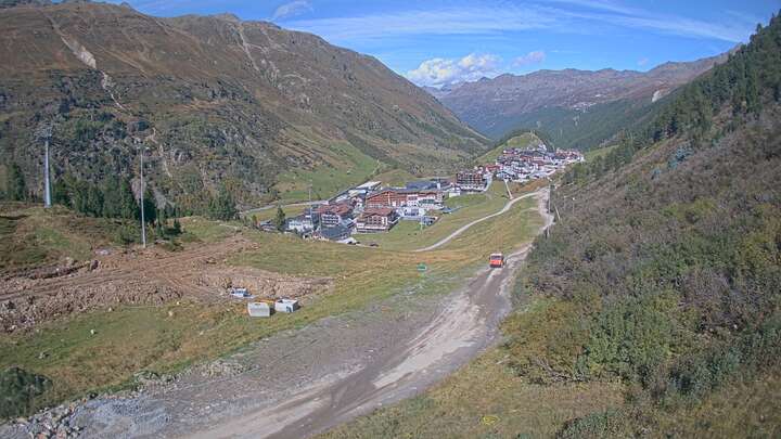 Obergurgl Gaisberg snow cam captured at 21 September 2026 at 10:18 pm GMT+2