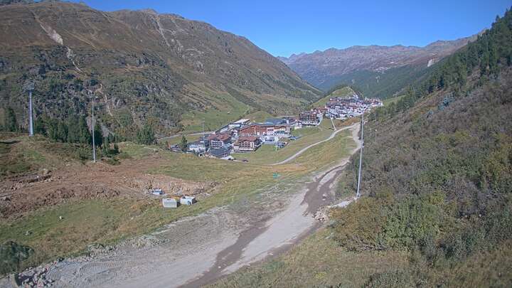 Obergurgl Gaisberg snow cam captured at 23 September 2026 at 10:22 pm GMT+2