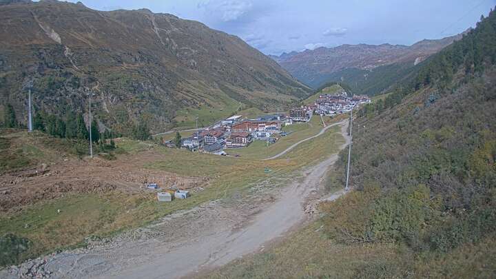 Obergurgl Gaisberg snow cam captured at 24 September 2026 at 10:25 pm GMT+2