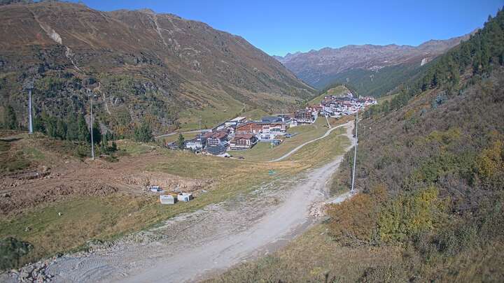 Obergurgl Gaisberg snow cam captured at 27 September 2026 at 10:20 pm GMT+2