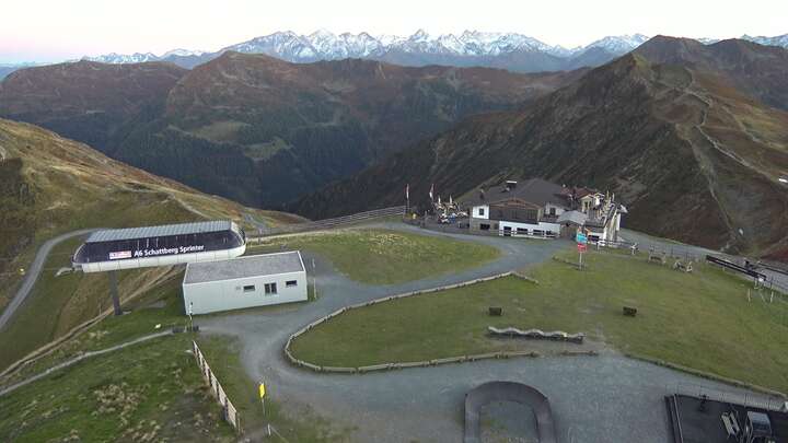 Saalbach Schattberg-West snow cam captured at 27 September 2026 at 7:08 pm GMT+2