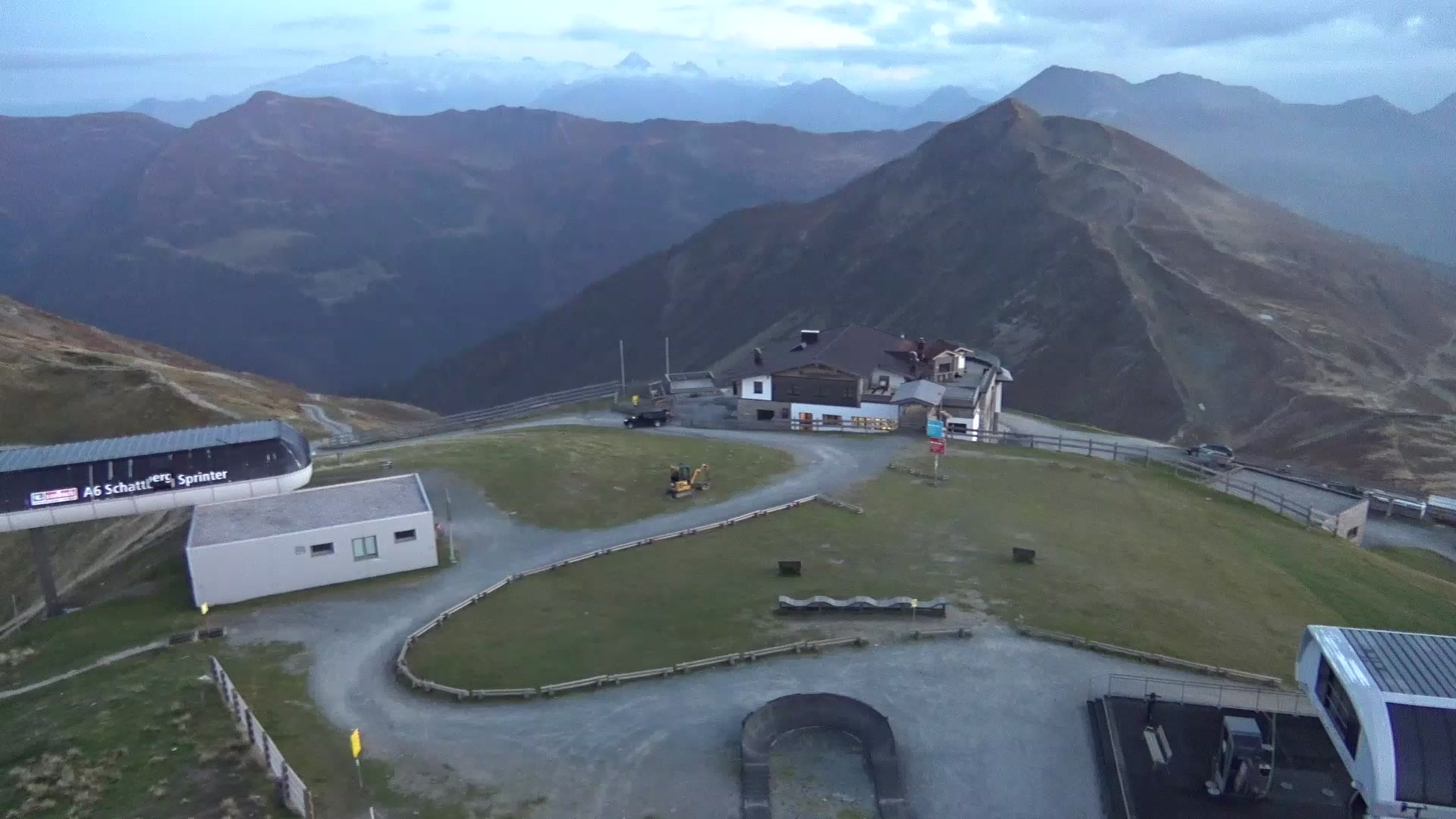 Saalbach Schattberg-West snow cam captured at 4 October 2026 at 7:10 pm GMT+2