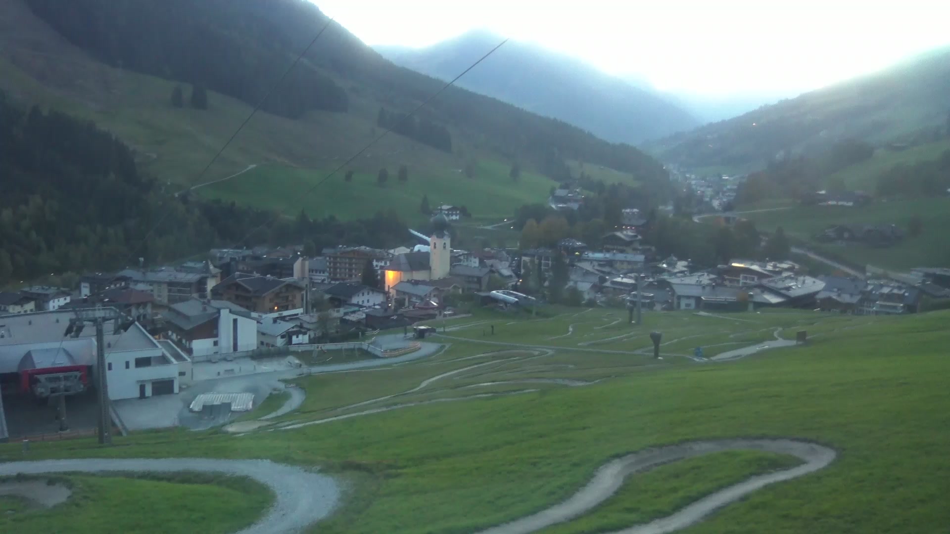 Saalbach Kohlmais Tal snow cam captured at 3 October 2026 at 7:09 pm GMT+2