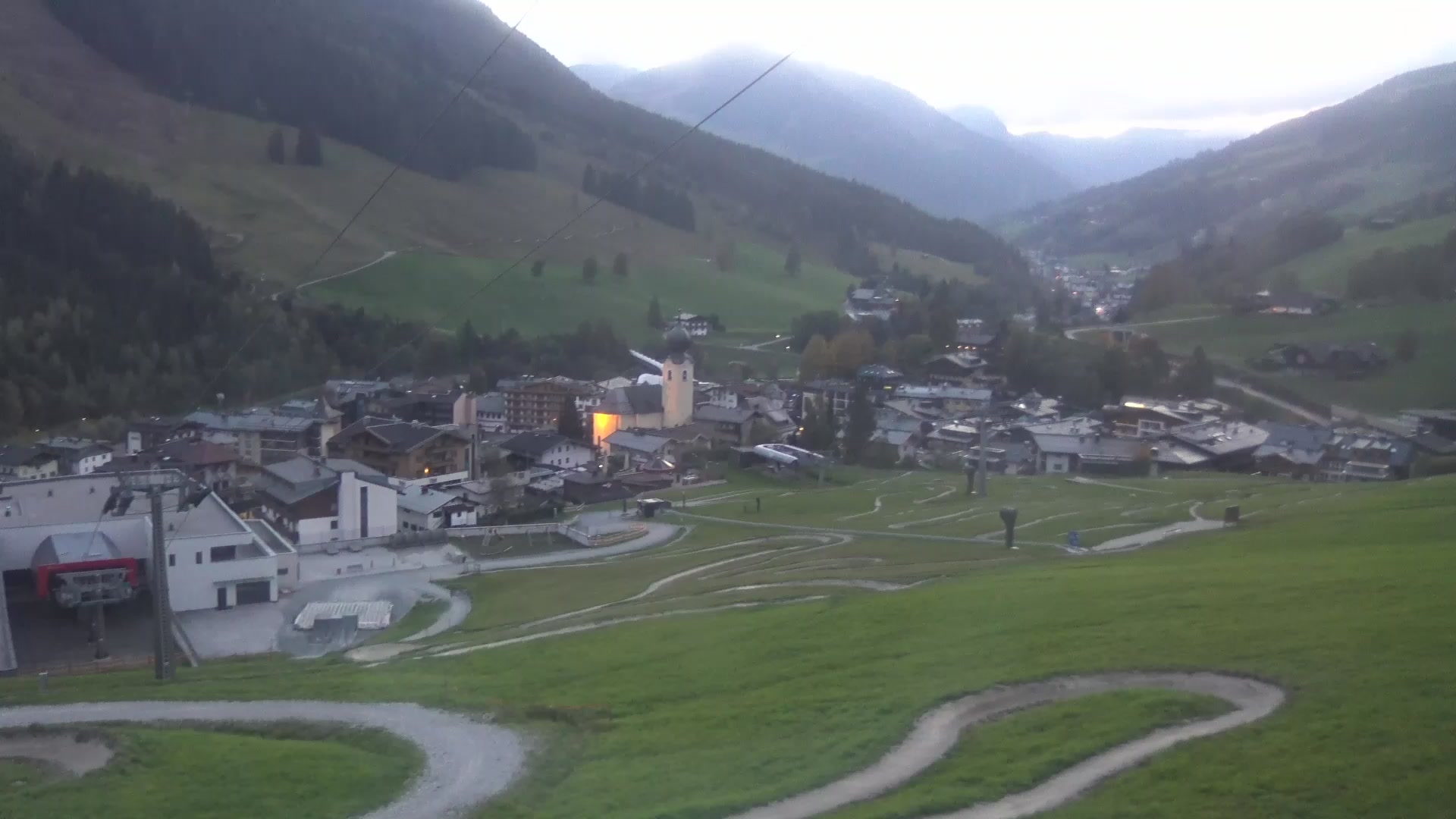 Saalbach Kohlmais Tal snow cam captured at 4 October 2026 at 6:59 pm GMT+2