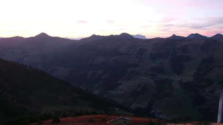 Saalbach Zwölferkogel snow cam captured at 23 September 2026 at 7:45 pm GMT+2